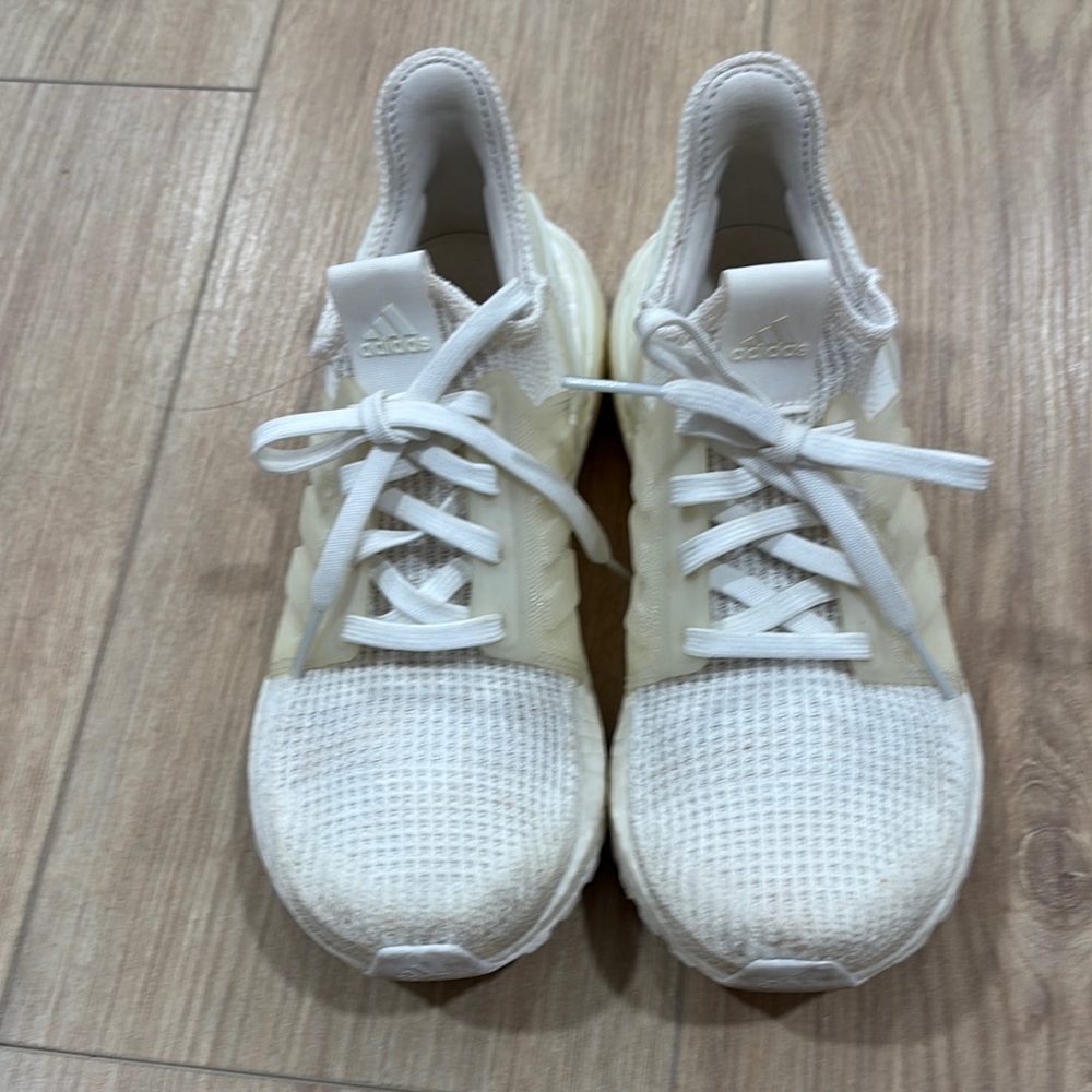 Adidas UltraBoost 19 Triple White Women Size 7 US Running Shoes G54015